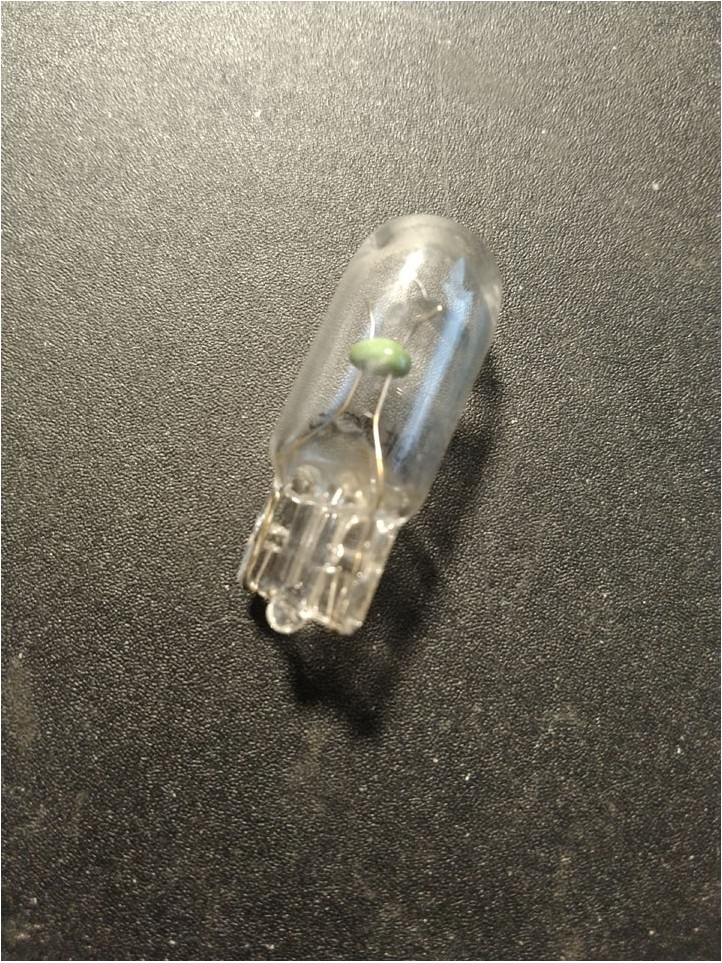 T10 - 555 - Warm White - 6.3V / 3W