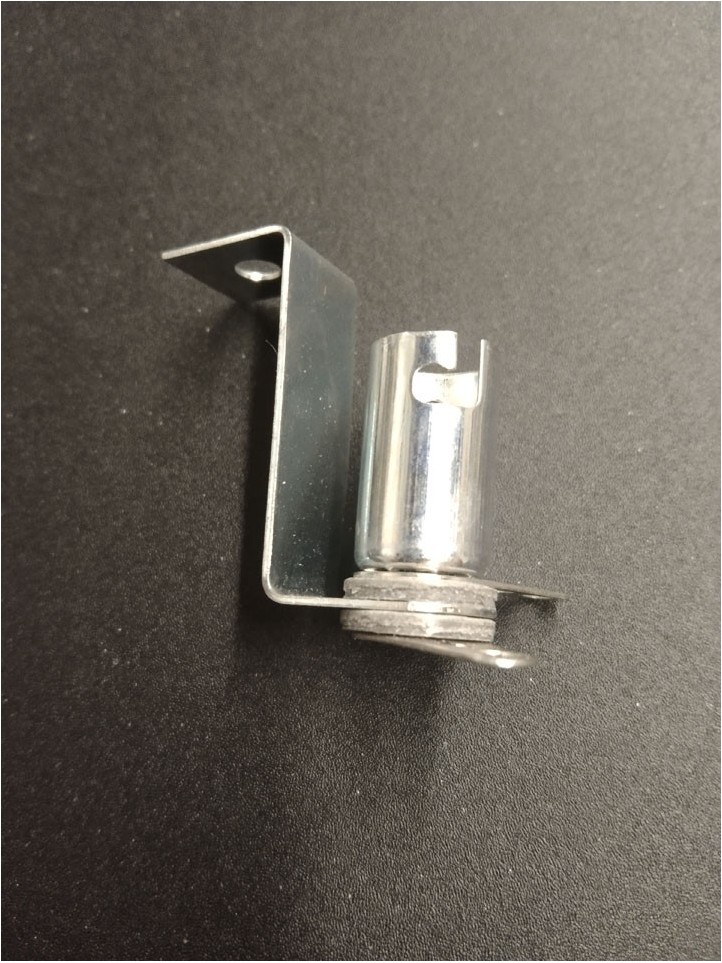 Socket BA9S - E-120-162