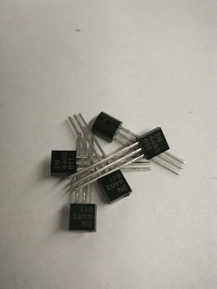 Transistor - 2N4403
