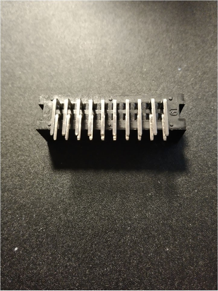 Connecteur Mâle IDC Coudé - 20 PIN