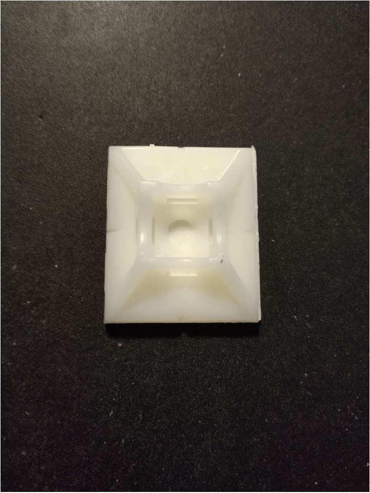 Embase de  Cablage - 25x30x6mm - Blanc