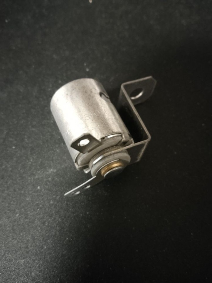 Douille BA15S