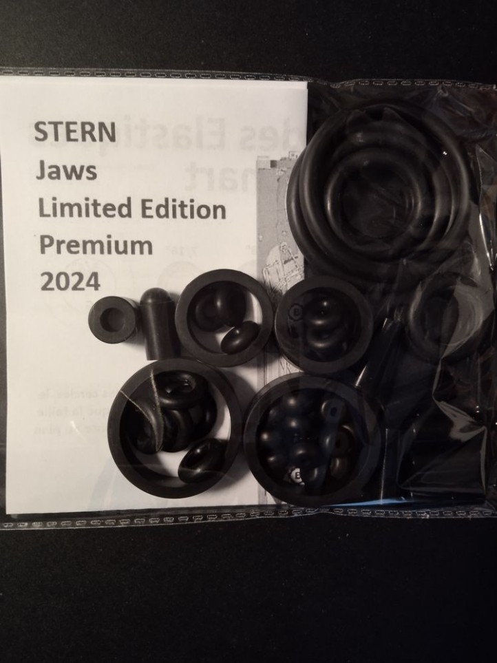 STERN - Jaws - LE / Premium - 2024
