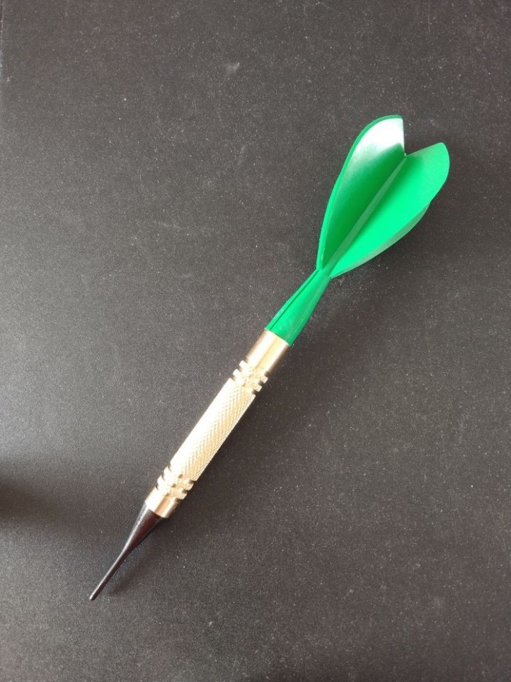 Dart - Brass / Plastic - Green