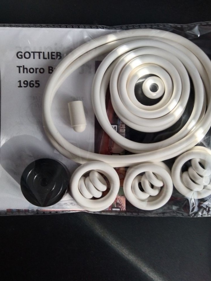 GOTTLIEB - Thoro Bred - 1965