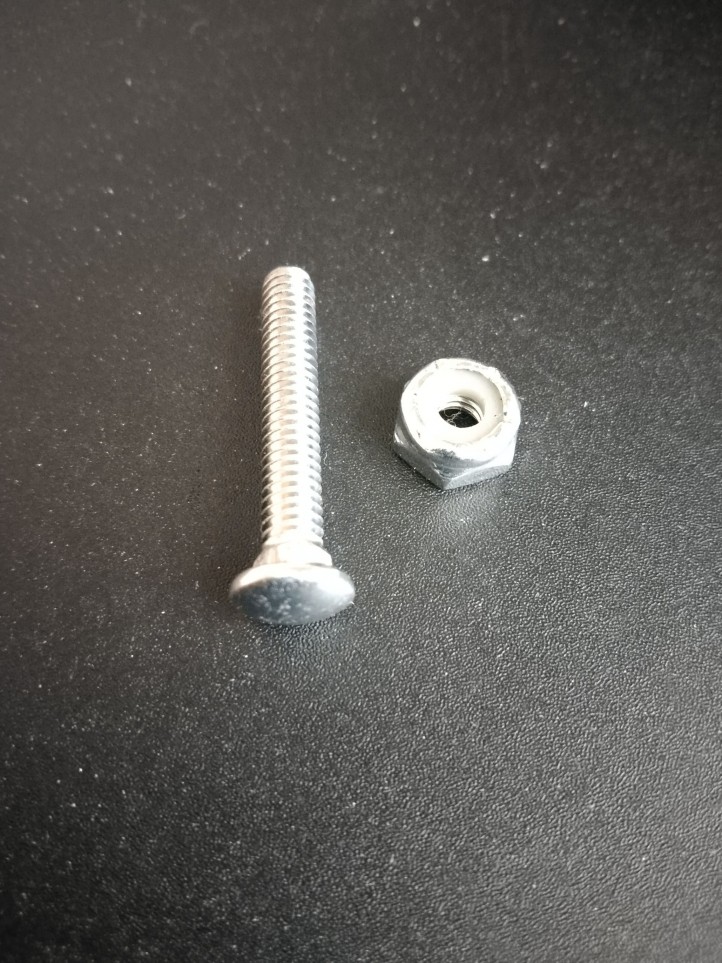 Side Rail Bolt - 8-32 x 1''