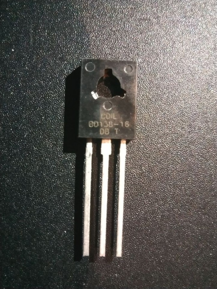 Transistor - BD138