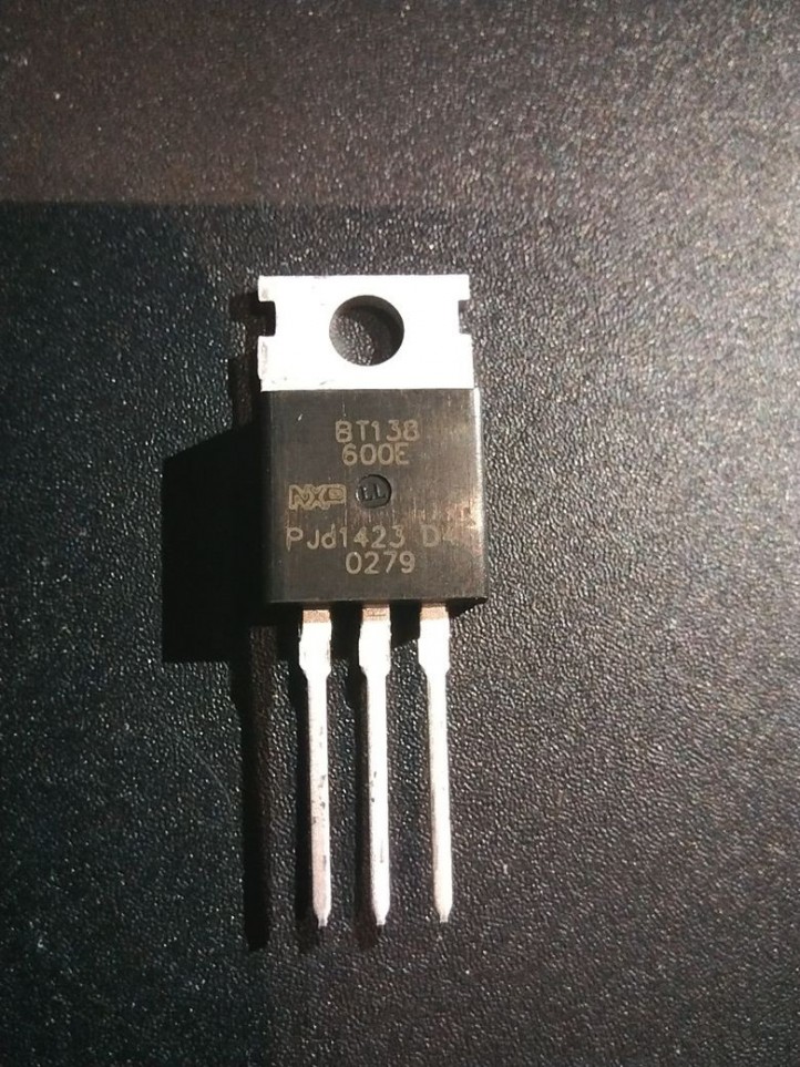 Triac - BT138/600