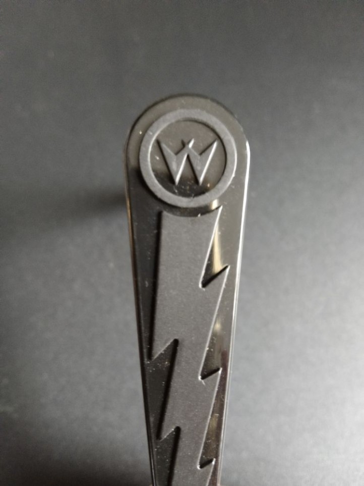 WILLIAMS - Batteur - Eclair Noir - W Logo