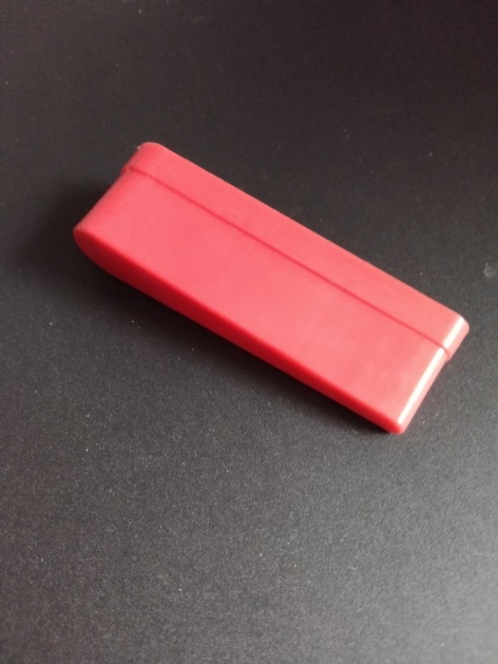WILLIAMS - Cabochon de Batteur sans Logo - Rouge