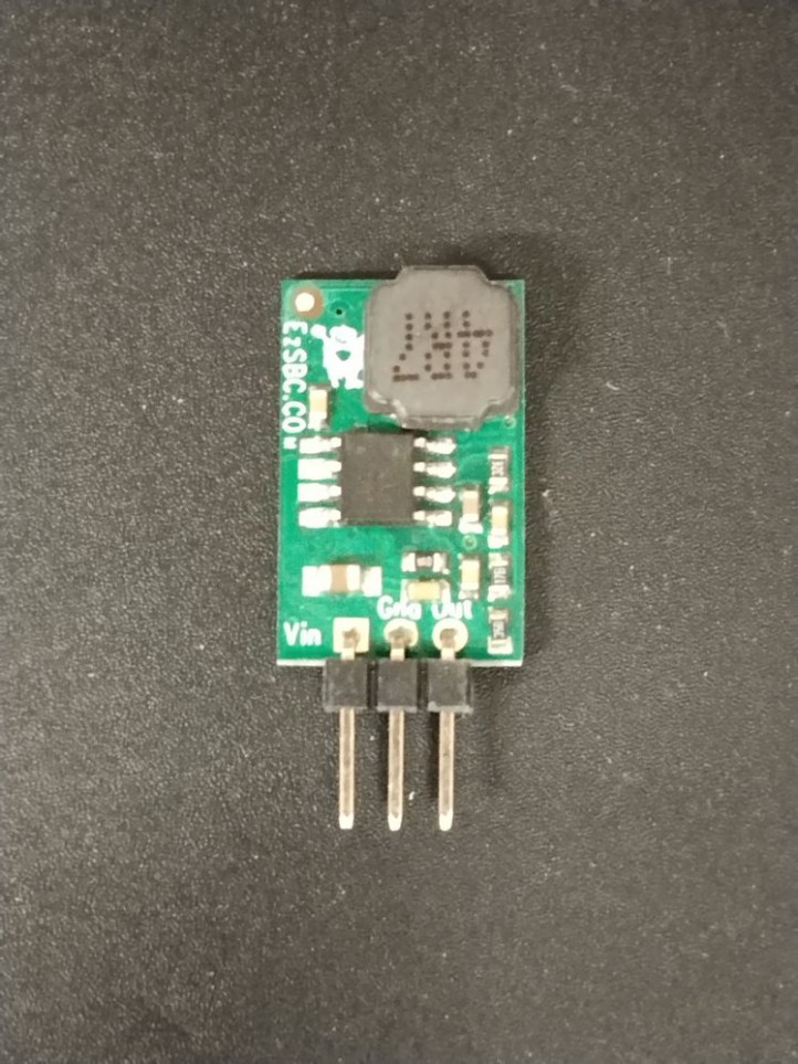 Voltage Regulator - LM323T  +5V - Electronic