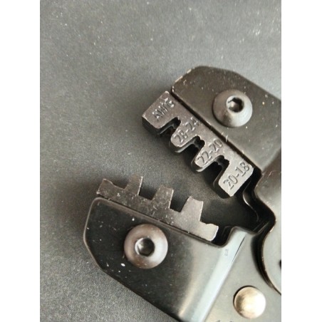 Pince à Sertir Embouts de Câblage - Type MOLEX