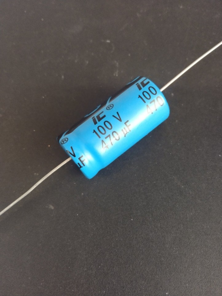 Capacitor Electrolytic - Axial - 100V / 470µF