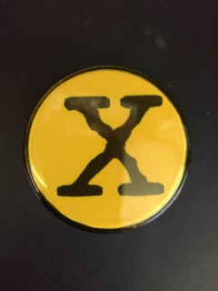 Bouton de Caisse Large - X-FILES - Jaune - Corps Noir