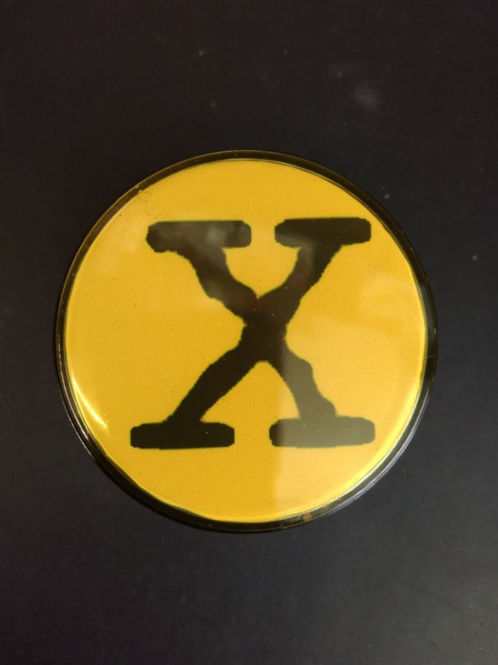 Bouton de Caisse Large - X-FILES - Jaune - Corps Noir