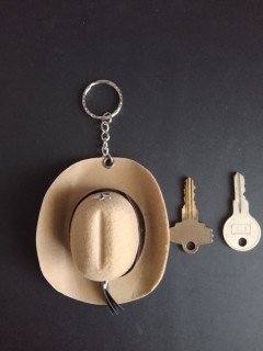 Porte Clé - Cowboy - Chapeau Sheriff - 3D - Cuir