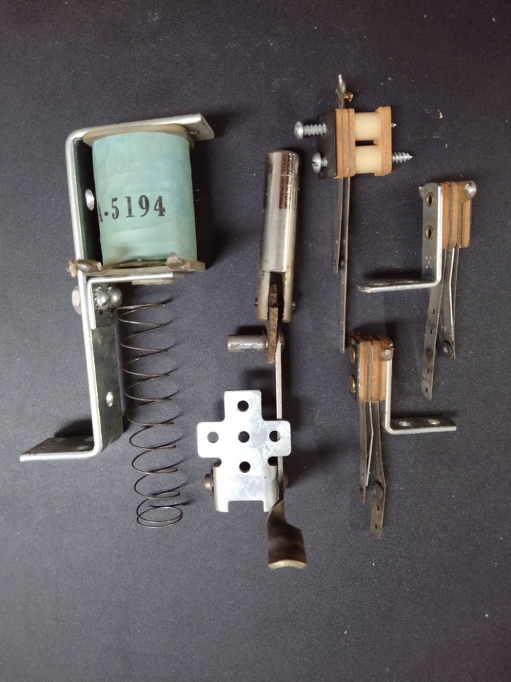 GOTTLIEB - Slingshot Complet - 1975