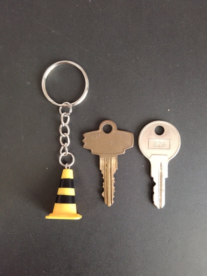 key Holder - Red & Ted Road Show - Yellow Traffic Cone - 3D
