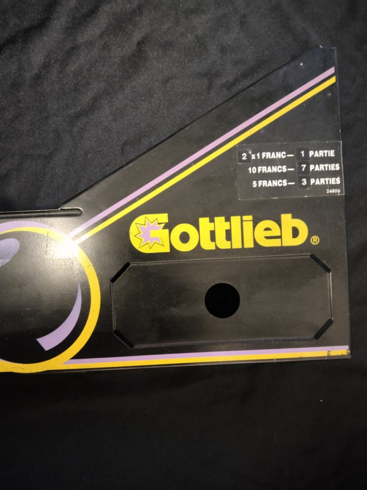 GOTTLIEB - Apron - 1987