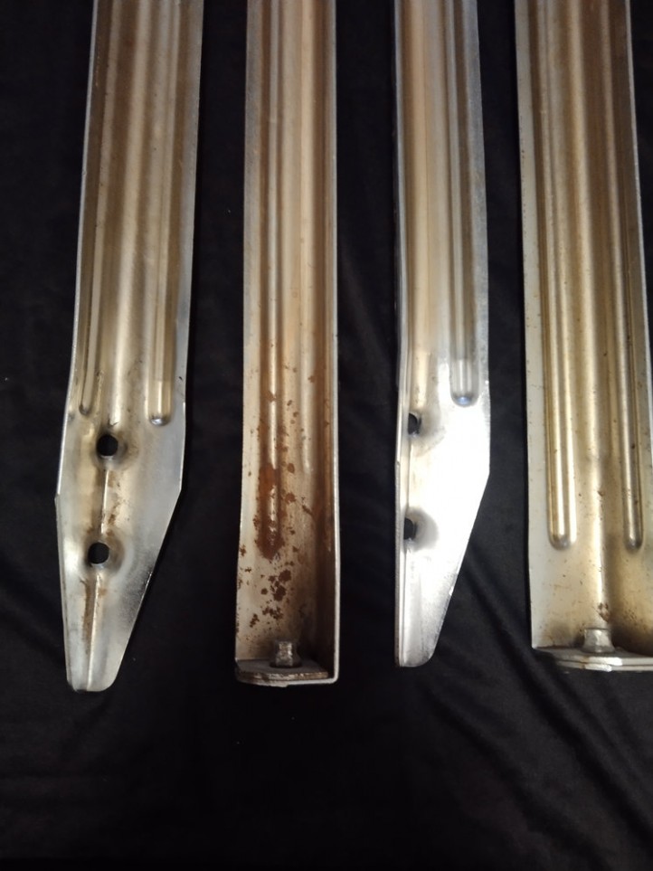 BALLY / WILLIAMS - 4x Legs WPC - 28-1/2"