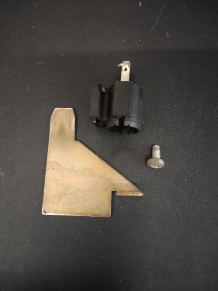 BALLY / WILLIAMS - WPC - Socket and Bracket Coin Door