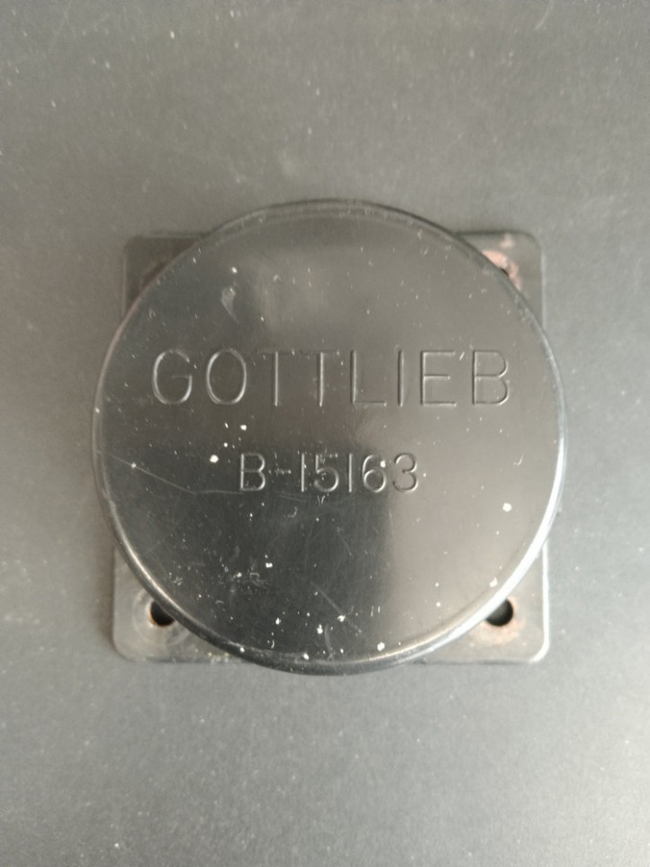GOTTLIEB - Cache Interrupteur - B-15163