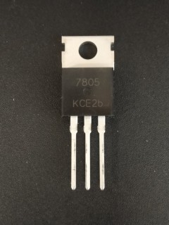 Voltage Regulator - LM7805  +5V