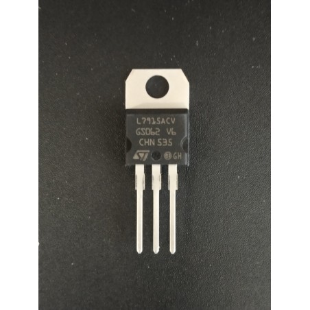 Voltage Regulator - LM7915  -15V