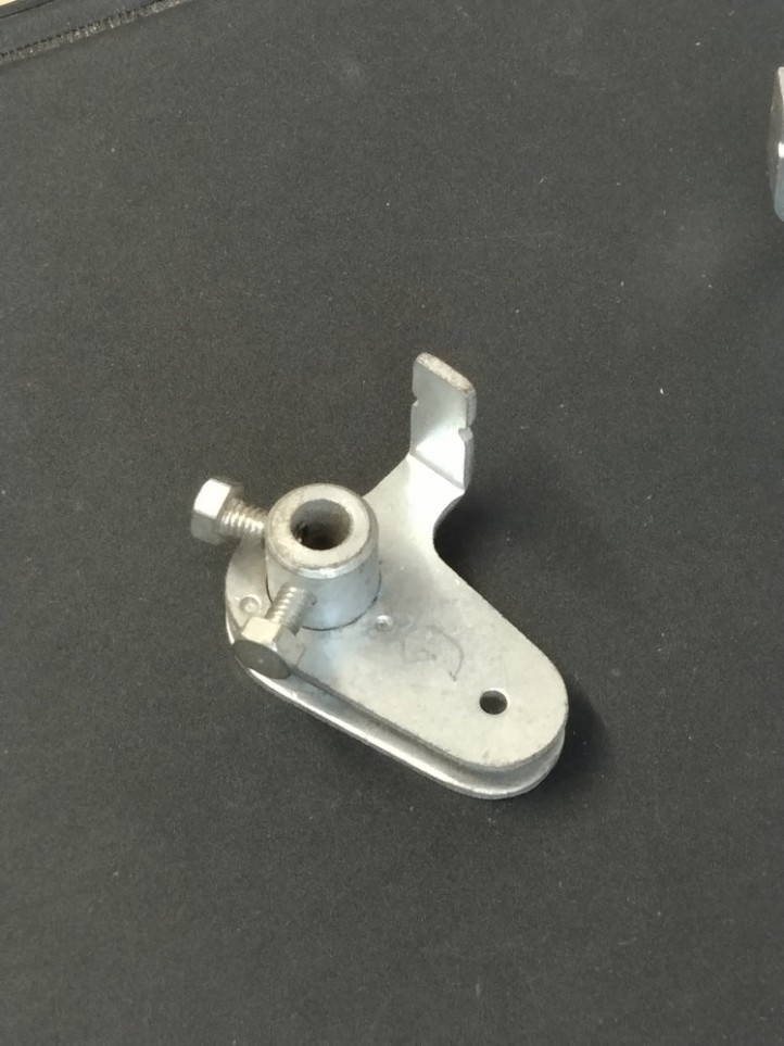 GOTTLIEB - Flipper Crank - A-12051 - Left