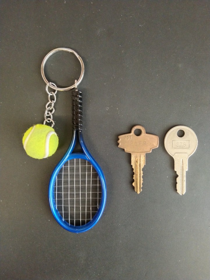 Key Holder - Tennis - Blue Racket - 3D
