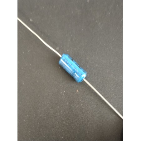 Capacitor Electrolytic - Axial - 16V / 33µF